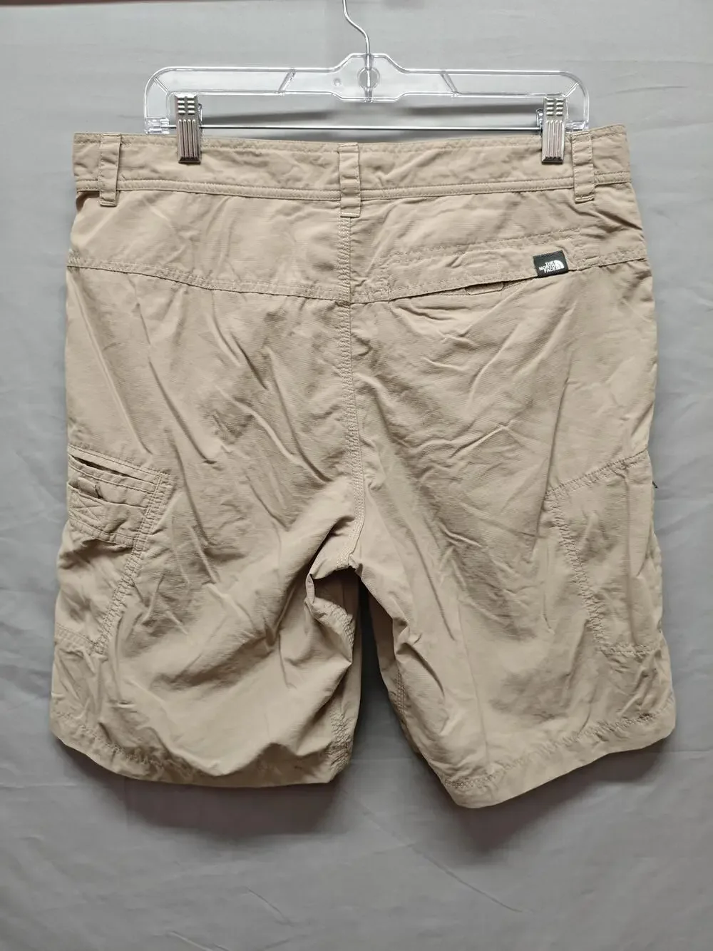 The North Face Shorts Mens 34 Khaki Nylon Hiking Quick Dry Cargo Pocket Outdoor